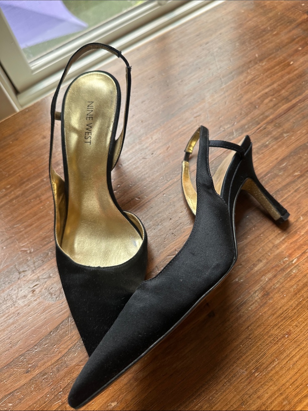 Nine West Black Pointed Slingback Heels with Gold Insole